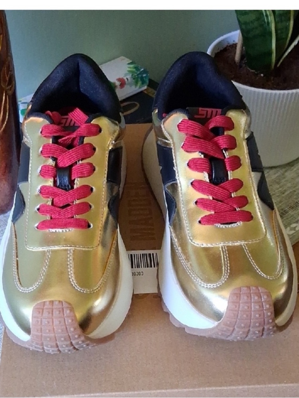 Sam Edelman Gold, Black & Pink Platform Sneakers